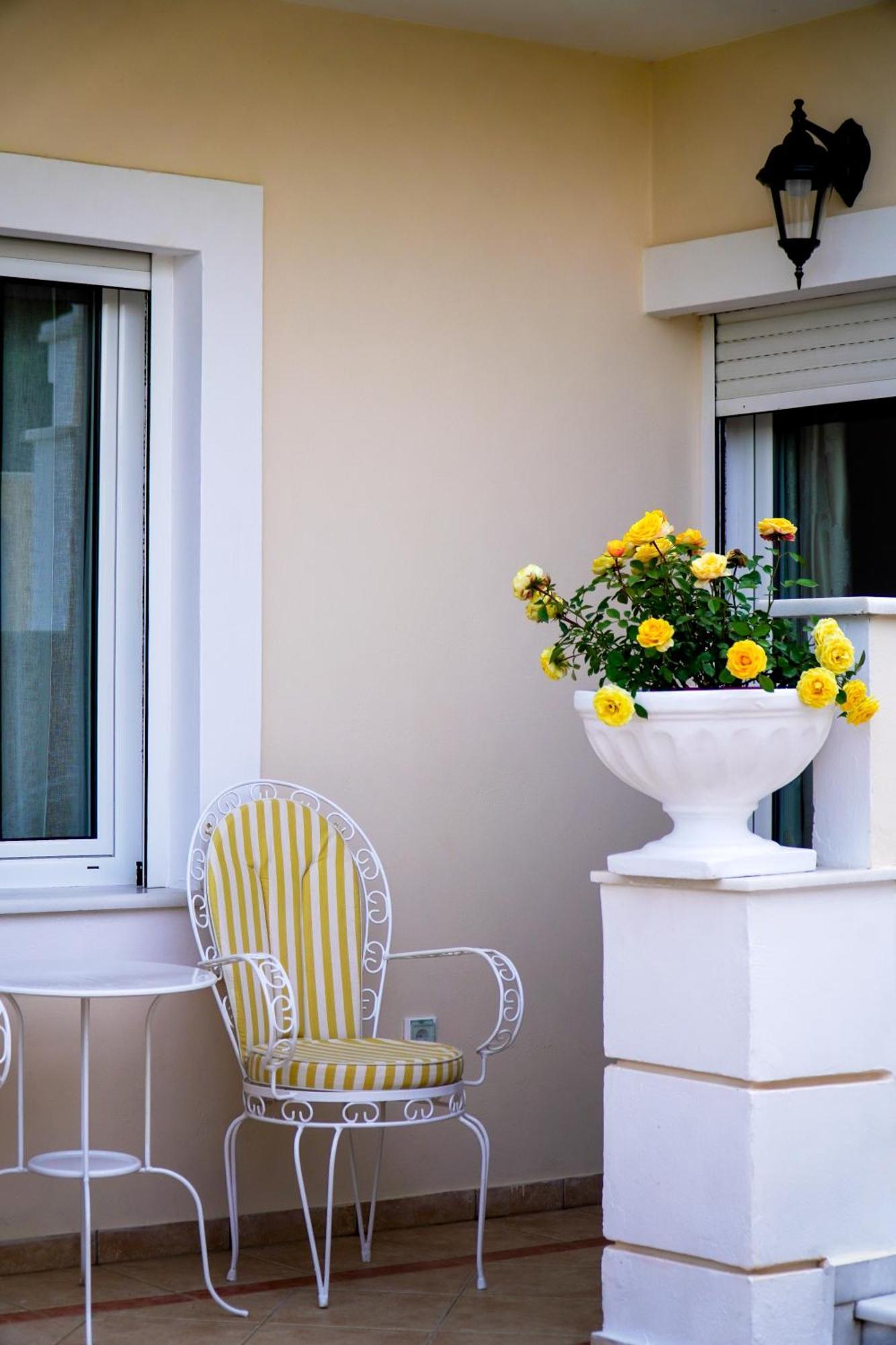 Cozy Artemis House Near Athens Airport Apartment Екстериор снимка